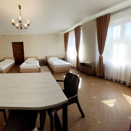 Tulipan Hotel Aquapark Vyshkove Eksteriør bilde